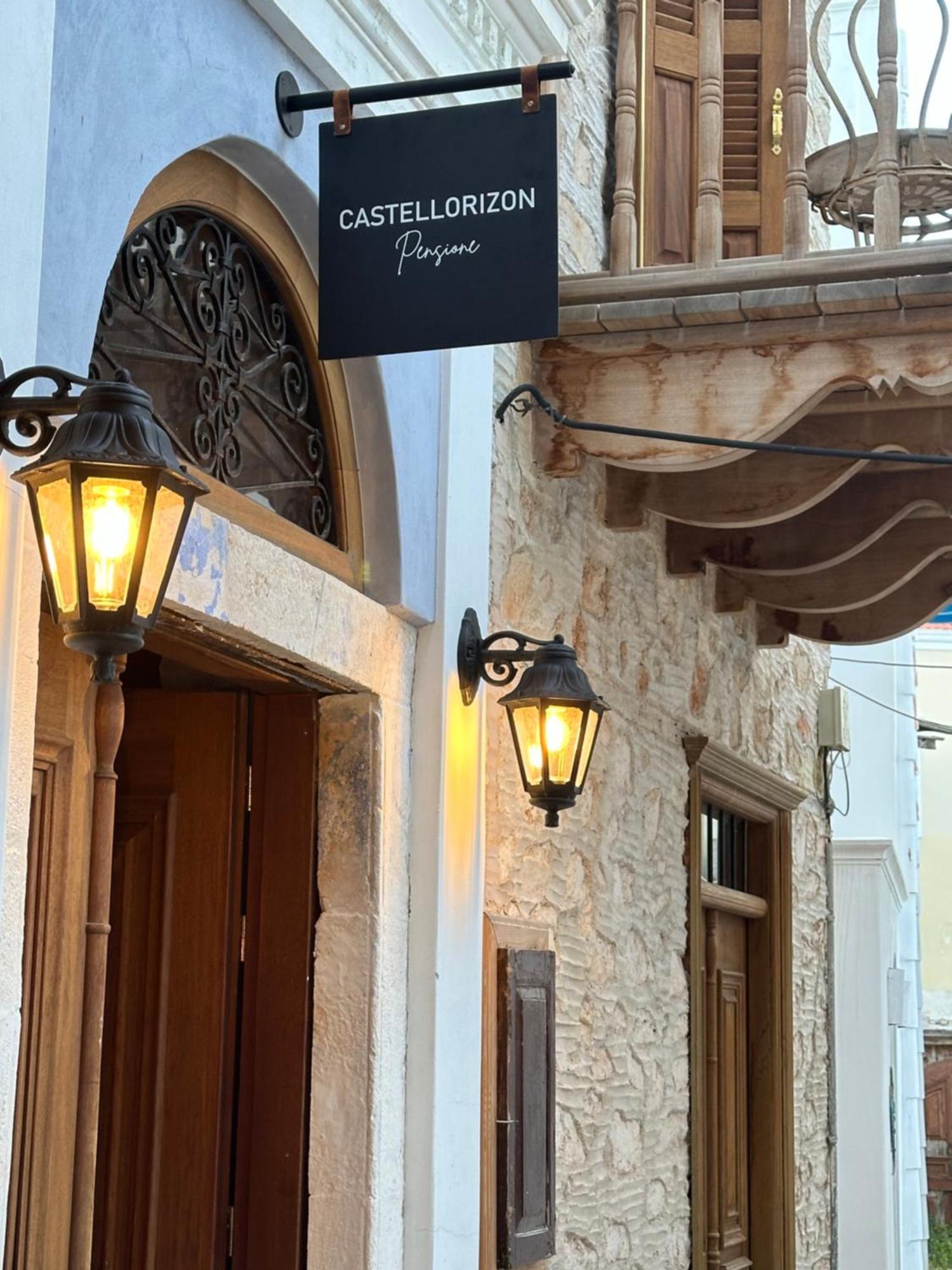 Castellorizon Pensione Meyísti エクステリア 写真